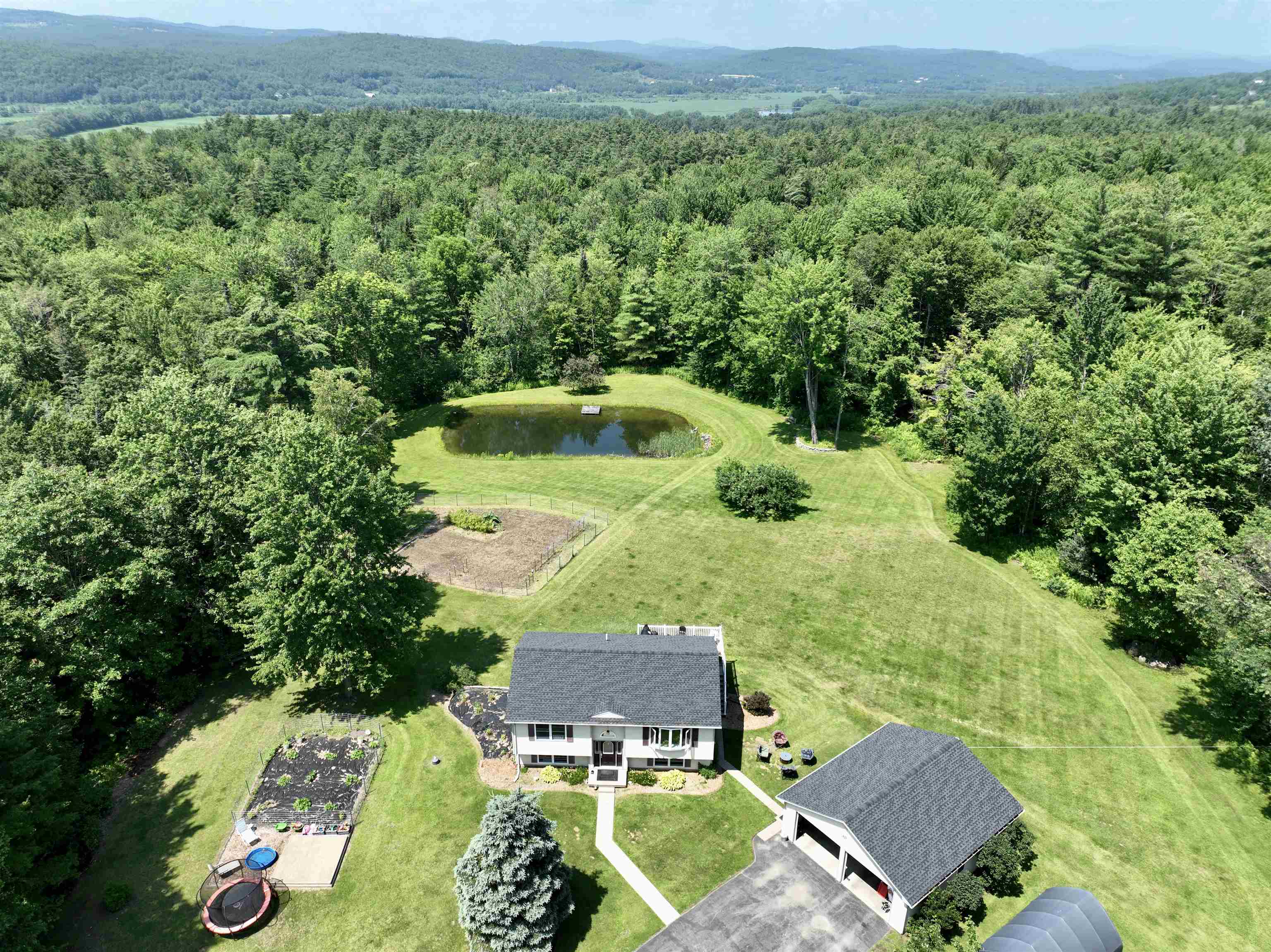 64 Arron Road Piermont, NH 03779 - Photo 3 of 37 Gallery Image 3
