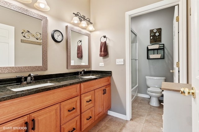 2601 Spring Leaf Drive Spring Grove, IL 60081 - Photo 23 of 38