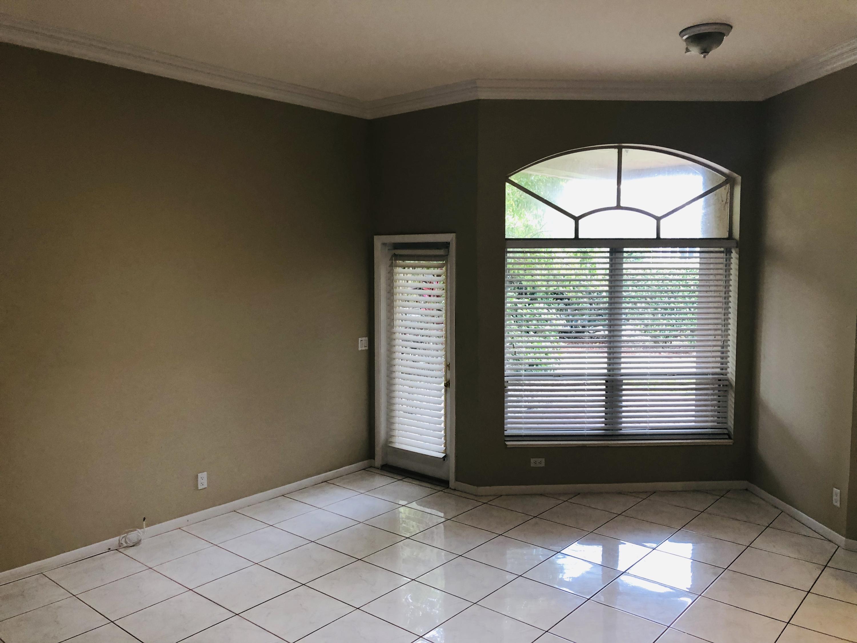 23441 Torre Circle Boca Raton, FL 33433 - Photo 4 of 18 IMG_9943