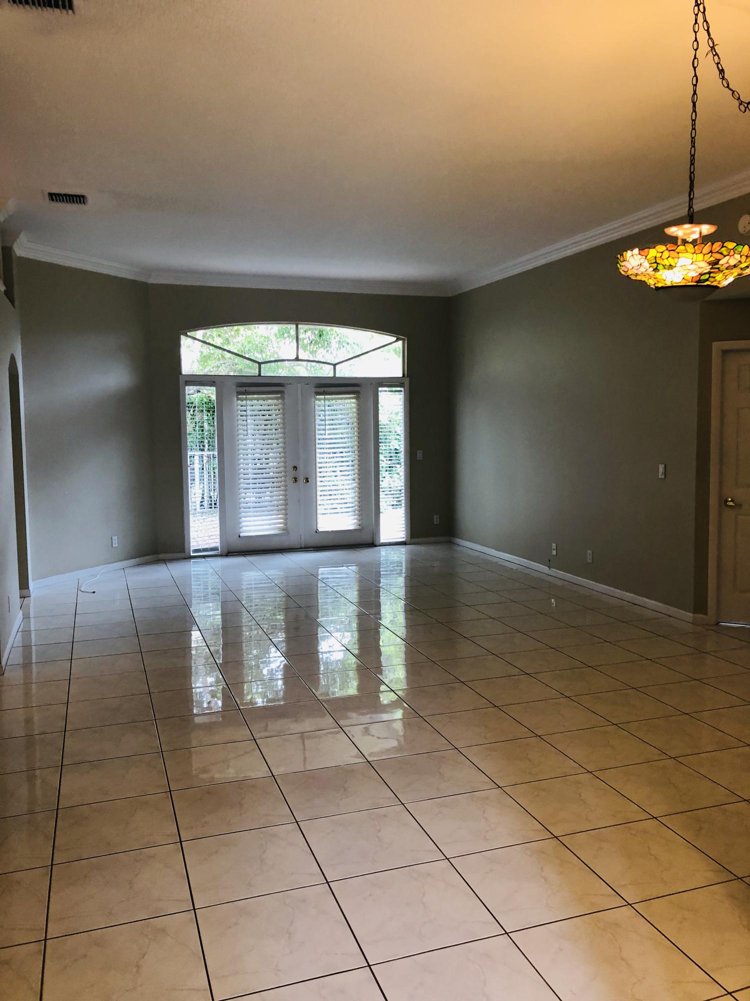 23441 Torre Circle Boca Raton, FL 33433 - Photo 5 of 18 IMG_9944