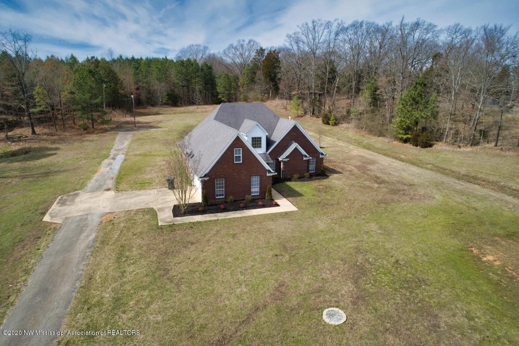 751 Shinault Road Byhalia, MS 38611 - Photo 38 of 44 DJI_0245 (1024x683)