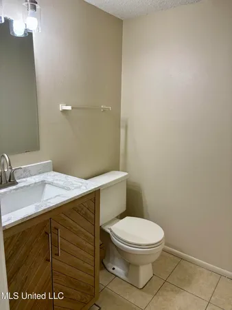 $1,200 | 1616 Timber Lane Road, Gautier, MS 39553