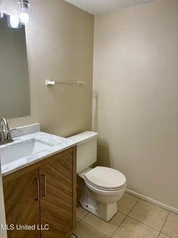 $1,200 | 1616 Timber Lane Road, Gautier, MS 39553