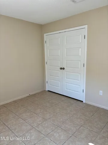 $1,200 | 1616 Timber Lane Road, Gautier, MS 39553