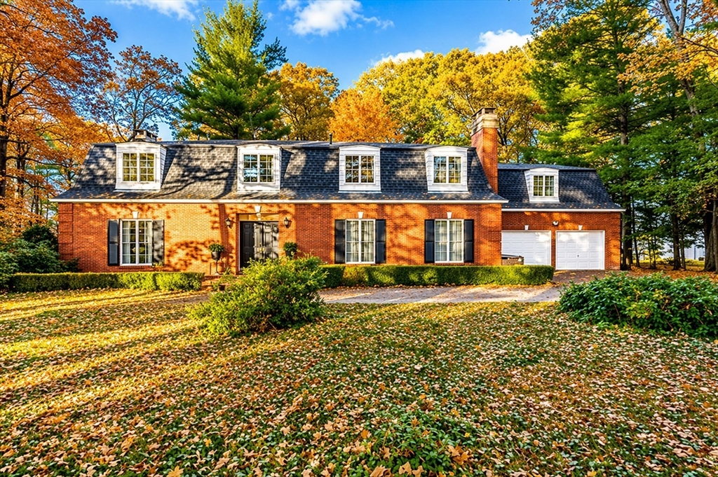 12 Woodland Road Westfield, MA 01085 - Photo 2 of 24