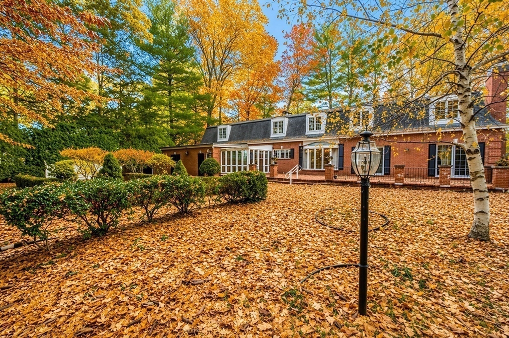 12 Woodland Road Westfield, MA 01085 - Photo 5 of 24