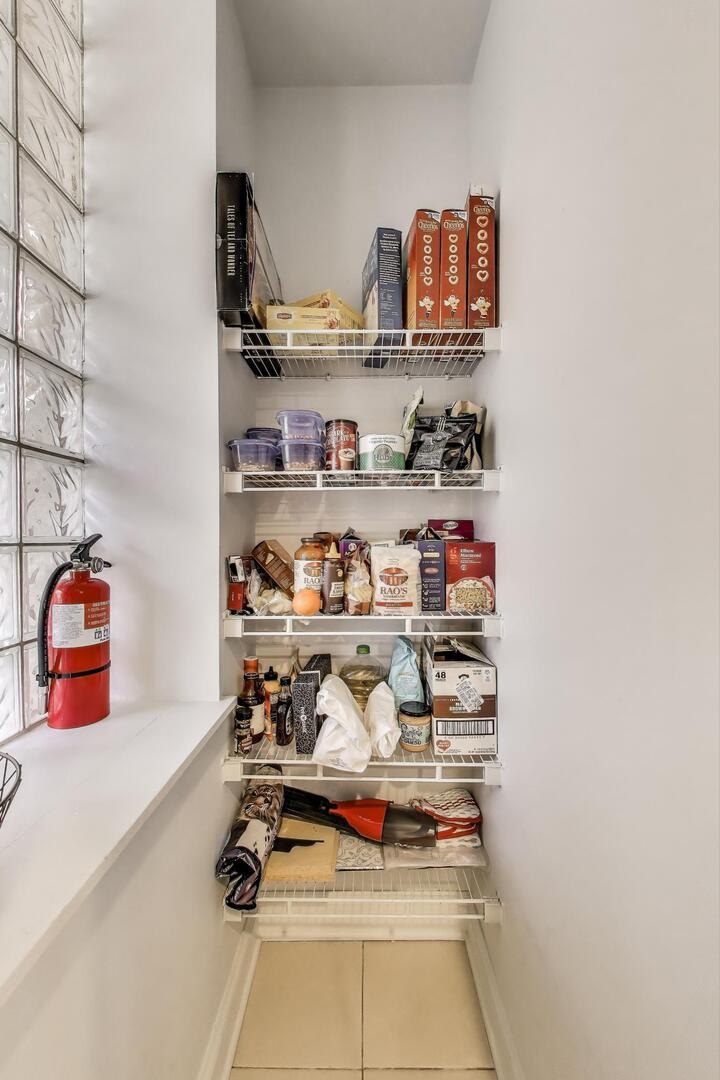 911 Maple Avenue, Unit 1N Evanston, IL 60202 - Photo 15 of 29 a room with storage and utility