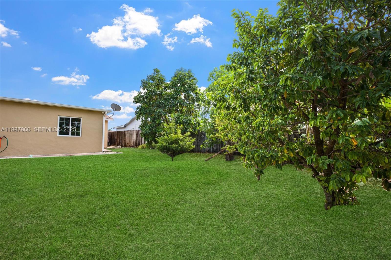 13211 Southwest 262nd Terrace Homestead, FL 33032 - Photo 28 of 39