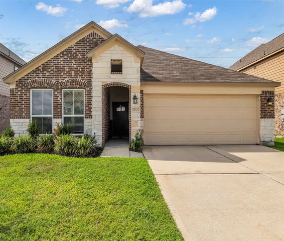 $272,700 | 15322 Laceleaf Trail, Houston, TX 77044