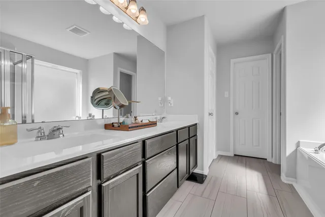 $272,700 | 15322 Laceleaf Trail, Houston, TX 77044