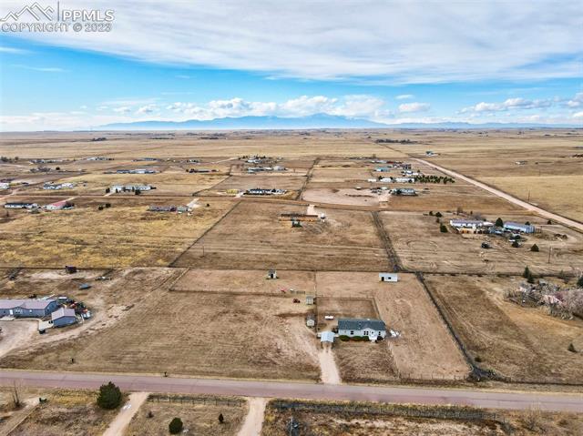 1392 Buffalo Run Road Calhan, CO 80808 - Photo 9 of 33 Gallery Image 9