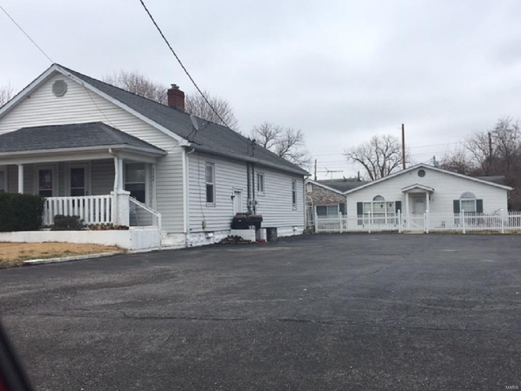 3506 Falling Springs Road Cahokia, IL 62206 - Photo 2 of 27