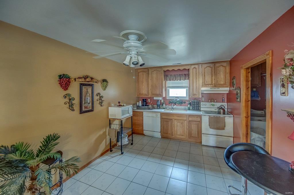 3506 Falling Springs Road Cahokia, IL 62206 - Photo 13 of 27