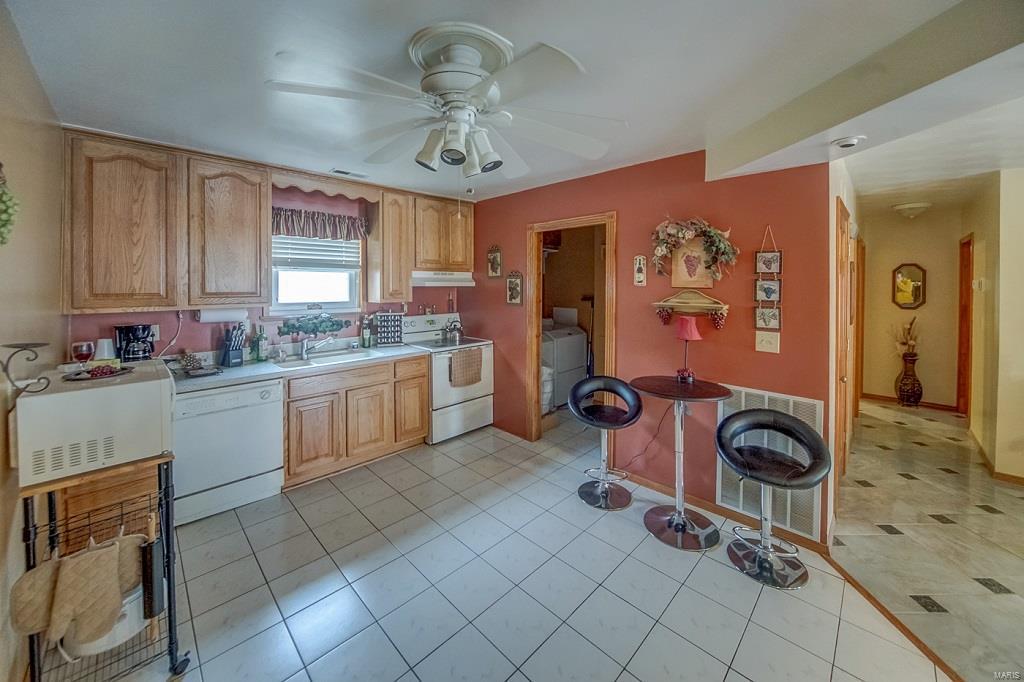 3506 Falling Springs Road Cahokia, IL 62206 - Photo 14 of 27