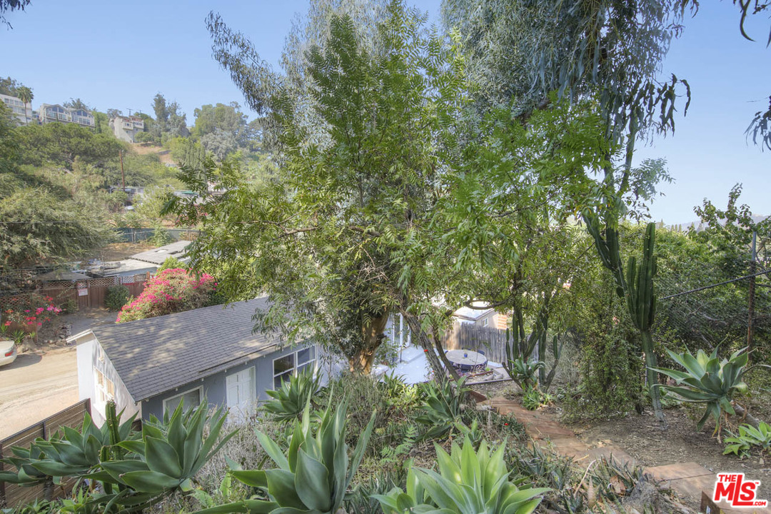 2408 Riverside Place Los Angeles, CA 90039 - Photo 20 of 20 Gallery Image 20