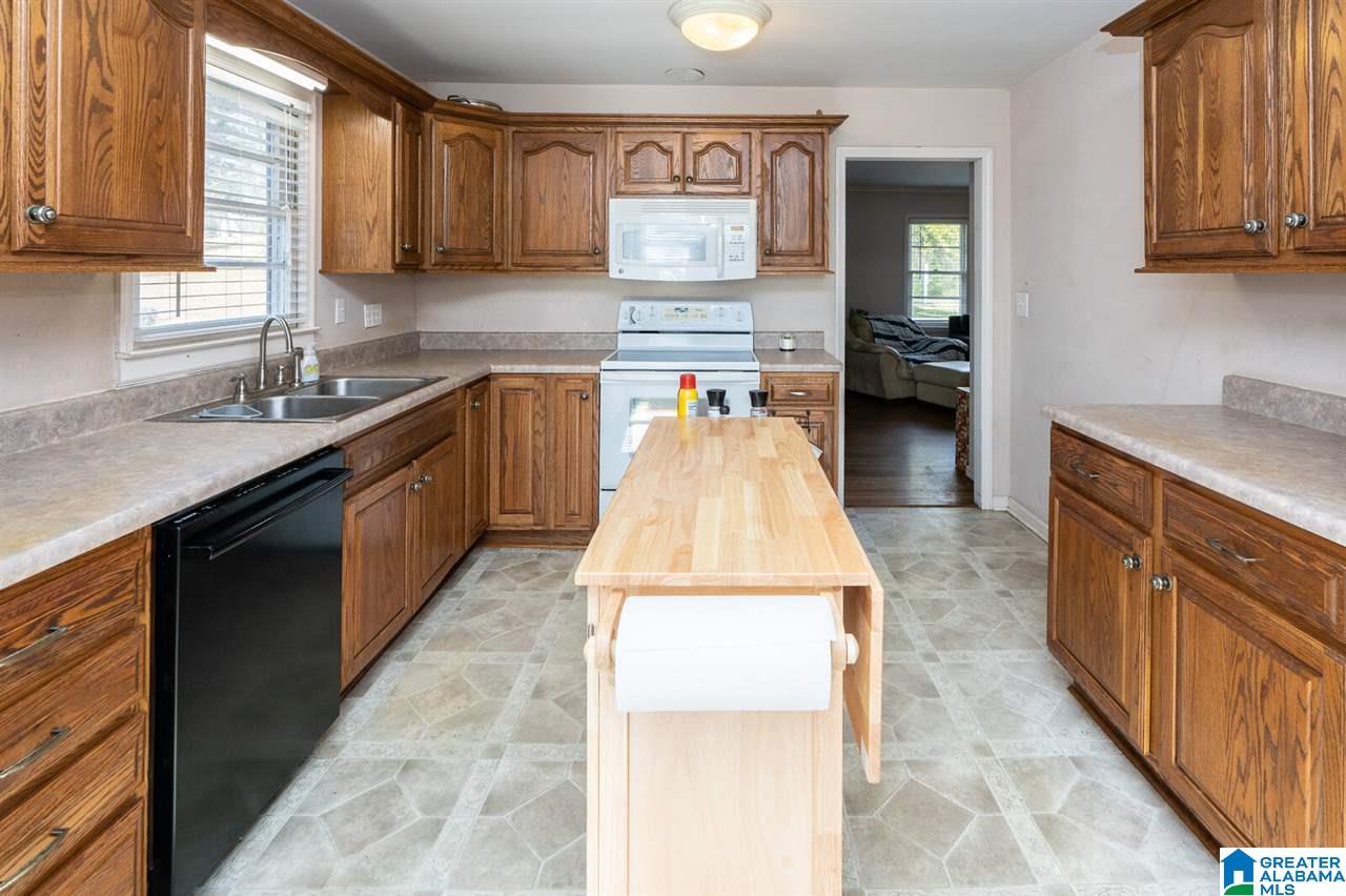 7001 Rowan Road Leeds, AL 35094 - Photo 9 of 23 Gallery Image 9