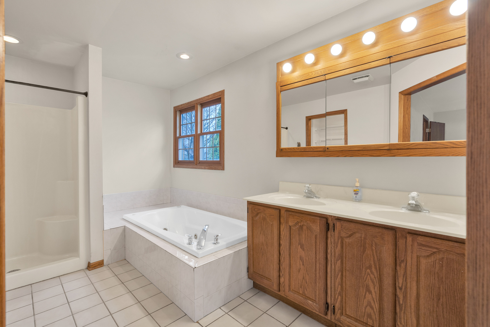 3702 Biscayne Road McHenry, IL 60050 - Photo 12 of 23