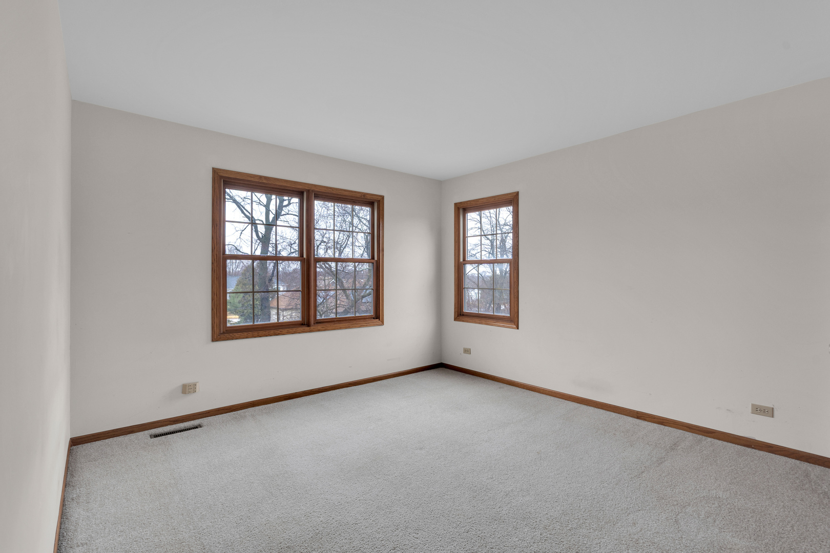 3702 Biscayne Road McHenry, IL 60050 - Photo 14 of 23