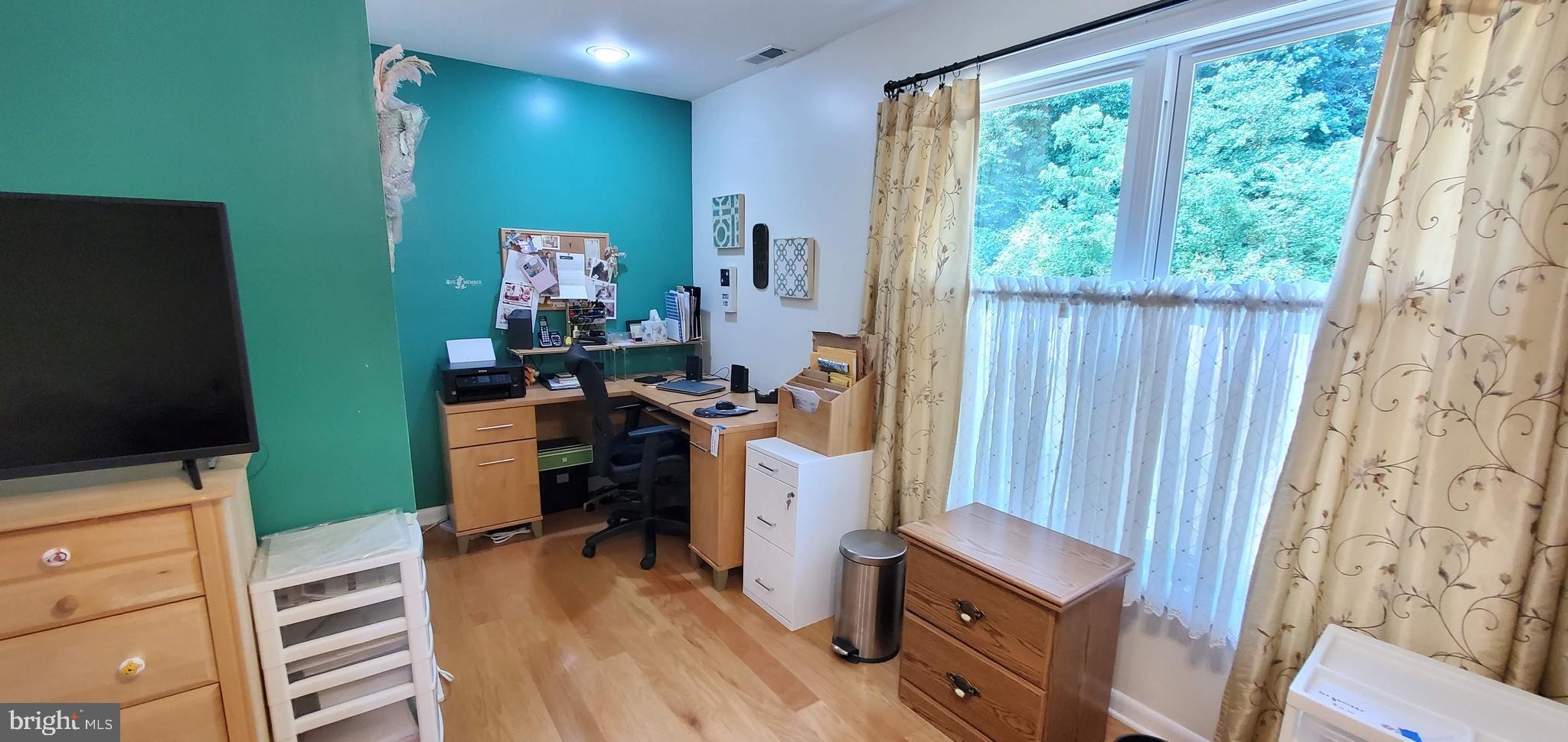 207 Kingsley Road Cherry Hill, NJ 08034 - Photo 12 of 24 Primary Bedroom office nook