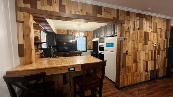 $238,900 | 3755 Jefferson Avenue Southeast, Wyoming, MI 49548