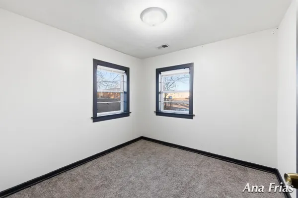 $238,900 | 3755 Jefferson Avenue Southeast, Wyoming, MI 49548