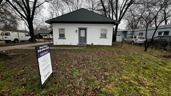 $238,900 | 3755 Jefferson Avenue Southeast, Wyoming, MI 49548
