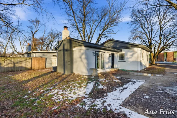 $238,900 | 3755 Jefferson Avenue Southeast, Wyoming, MI 49548