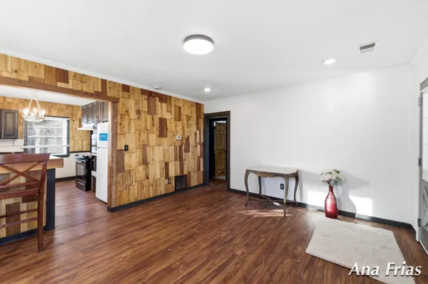 $238,900 | 3755 Jefferson Avenue Southeast, Wyoming, MI 49548