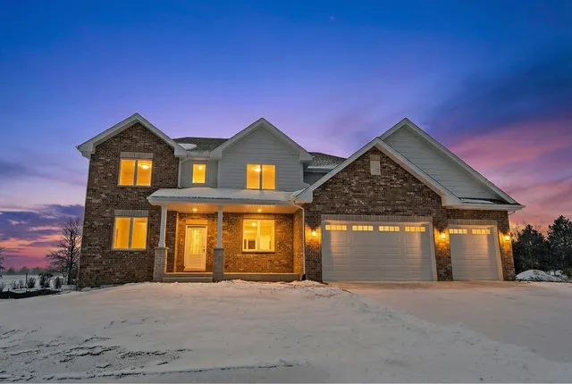 $719,000 | 8017 Stanley Trail South, Frankfort, IL 60423