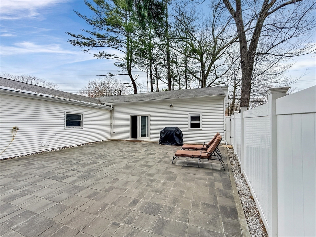 126 Beach Road Salisbury, MA 01952 - Photo 29 of 32