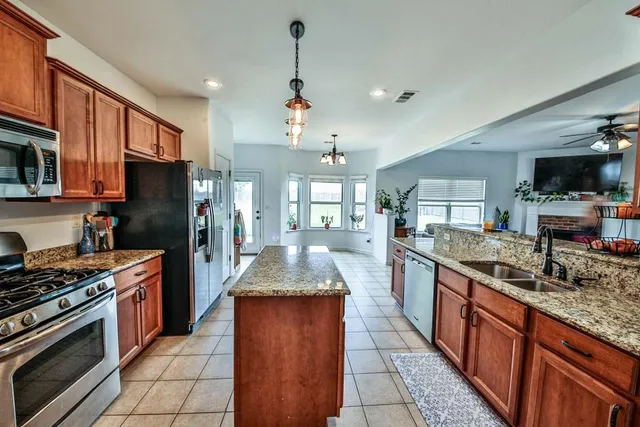 $438,999 | 82 Ridgetop Cove, Atoka, TN 38004