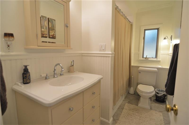 149 Thomas Road Canonsburg, PA 15317 - Photo 22 of 25 Gallery Image 22