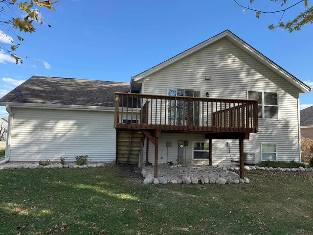 $324,900 | 2640 Shady Lane, Beloit, WI 53511