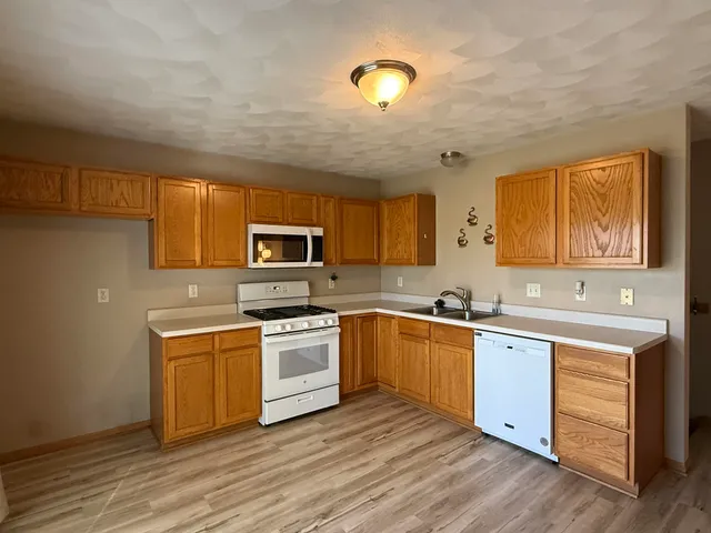 $324,900 | 2640 Shady Lane, Beloit, WI 53511