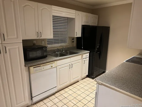 $1,200 | 11311 Sir Winston Street, Unit 508, San Antonio, TX 78216