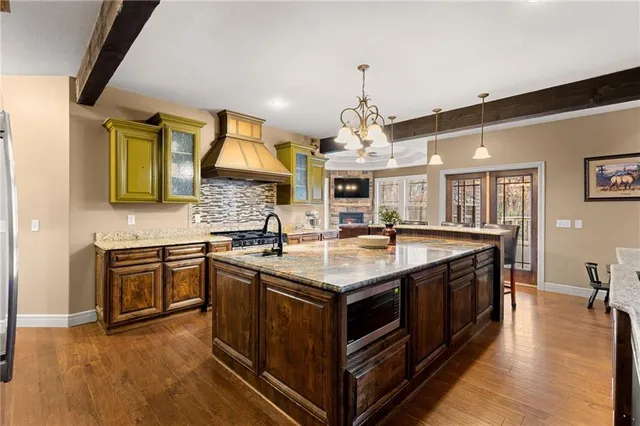 $1,275,000 | 650 Highway 13, Warrensburg, MO 64093