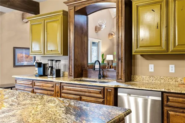 $1,275,000 | 650 Highway 13, Warrensburg, MO 64093