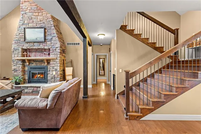 $1,275,000 | 650 Highway 13, Warrensburg, MO 64093