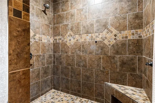 $1,275,000 | 650 Highway 13, Warrensburg, MO 64093