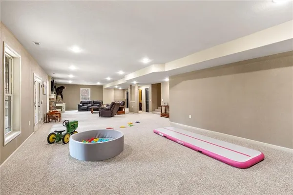 $1,275,000 | 650 Highway 13, Warrensburg, MO 64093