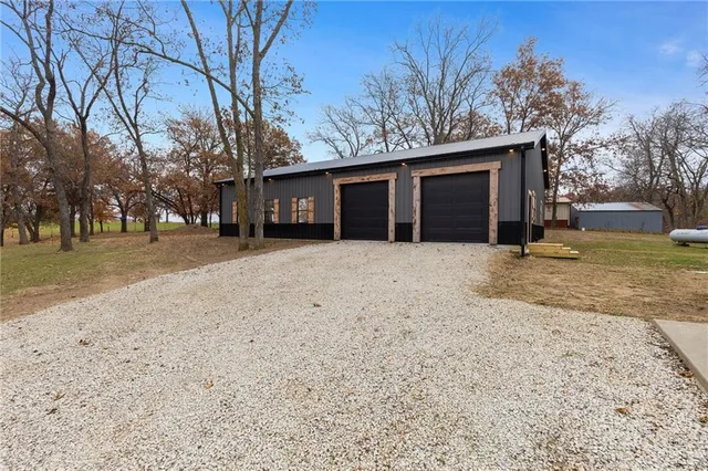 $1,275,000 | 650 Highway 13, Warrensburg, MO 64093