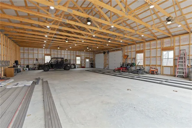 $1,275,000 | 650 Highway 13, Warrensburg, MO 64093