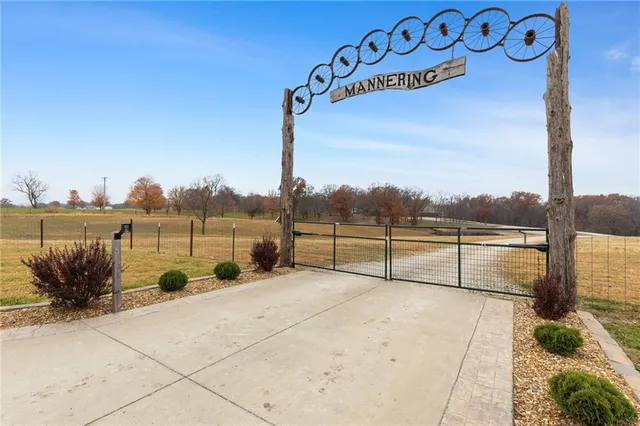 $1,275,000 | 650 Highway 13, Warrensburg, MO 64093