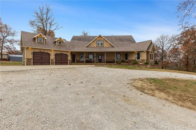 $1,275,000 | 650 Highway 13, Warrensburg, MO 64093