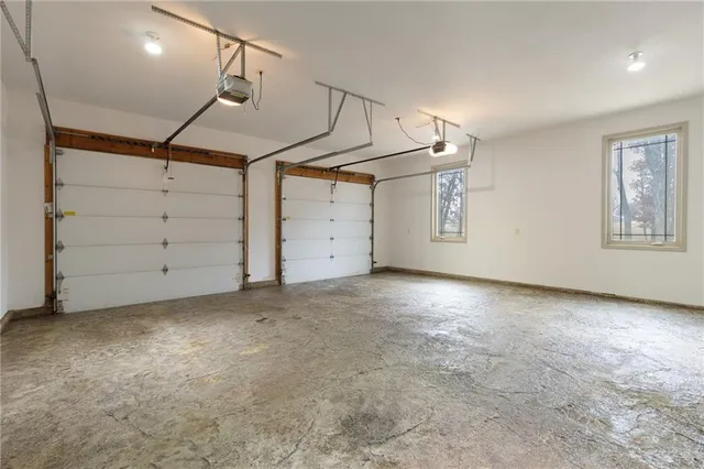 $1,275,000 | 650 Highway 13, Warrensburg, MO 64093