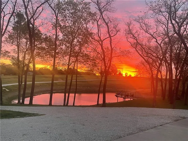 $1,275,000 | 650 Highway 13, Warrensburg, MO 64093