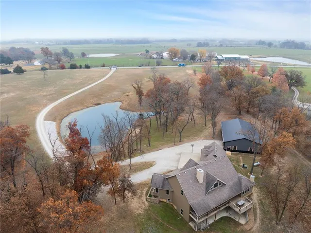 $1,275,000 | 650 Highway 13, Warrensburg, MO 64093