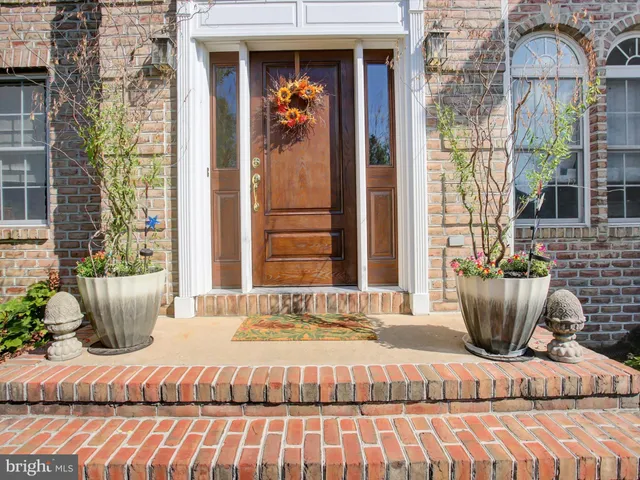 $659,900 | 8140 Golf Vista Drive, Greencastle, PA 17225