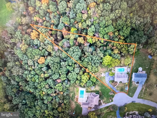 $659,900 | 8140 Golf Vista Drive, Greencastle, PA 17225