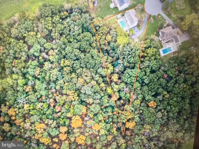 $659,900 | 8140 Golf Vista Drive, Greencastle, PA 17225